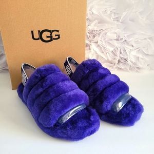 SOLD...UGG Fluff Yeah Slippers in Purple 💜  Big Kids 6